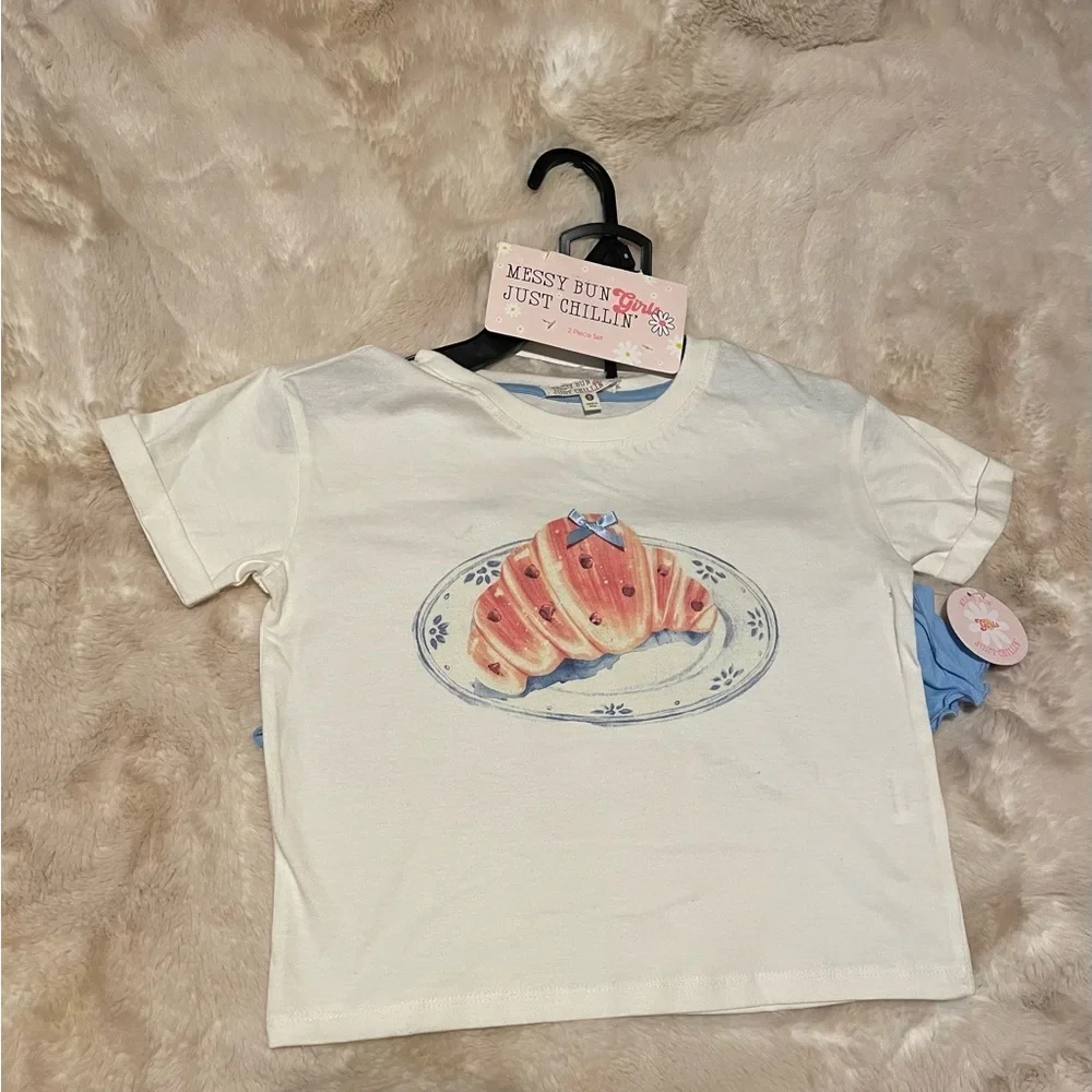 Just Chillin' Kids Cream Graphic Tee
